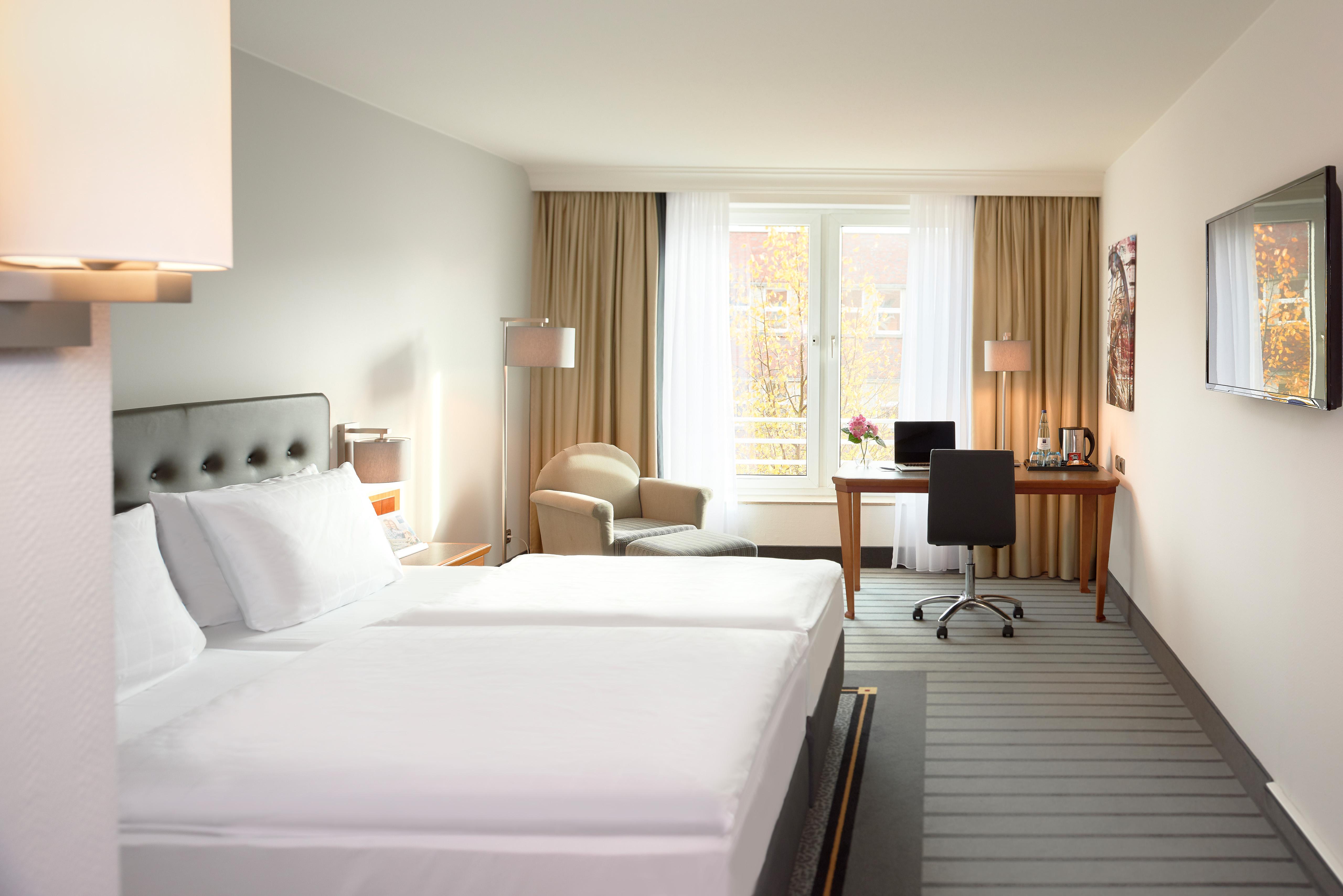 โดรินท์ อัน เดน เวสท์ฟาเลนฮ็อลเลิน ดอร์ทมุนด์ Hotel ภายนอก รูปภาพ